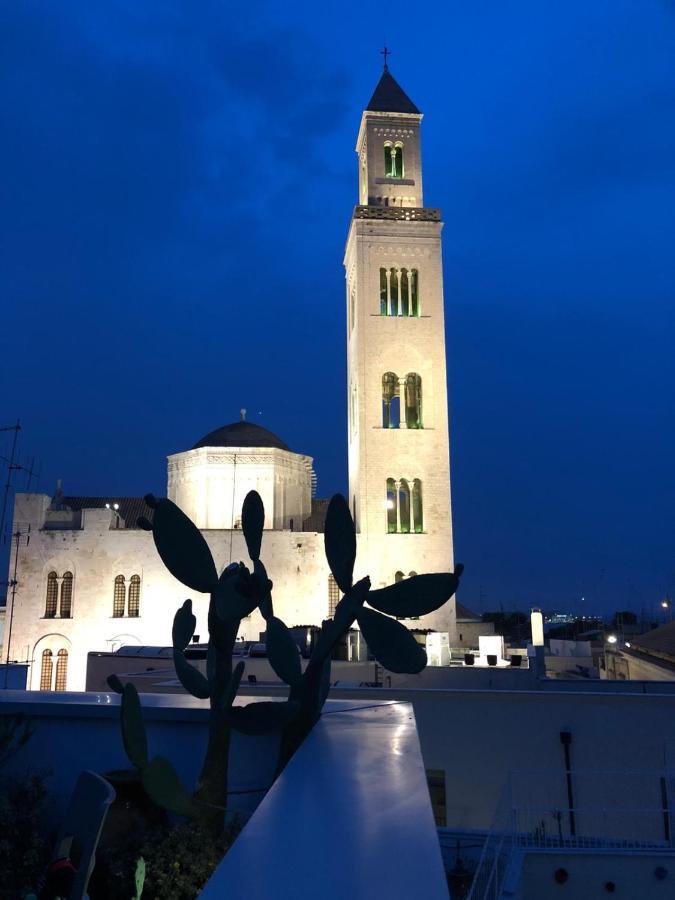 Cattedralflats With Self Check In Apartment Bari Bagian luar foto