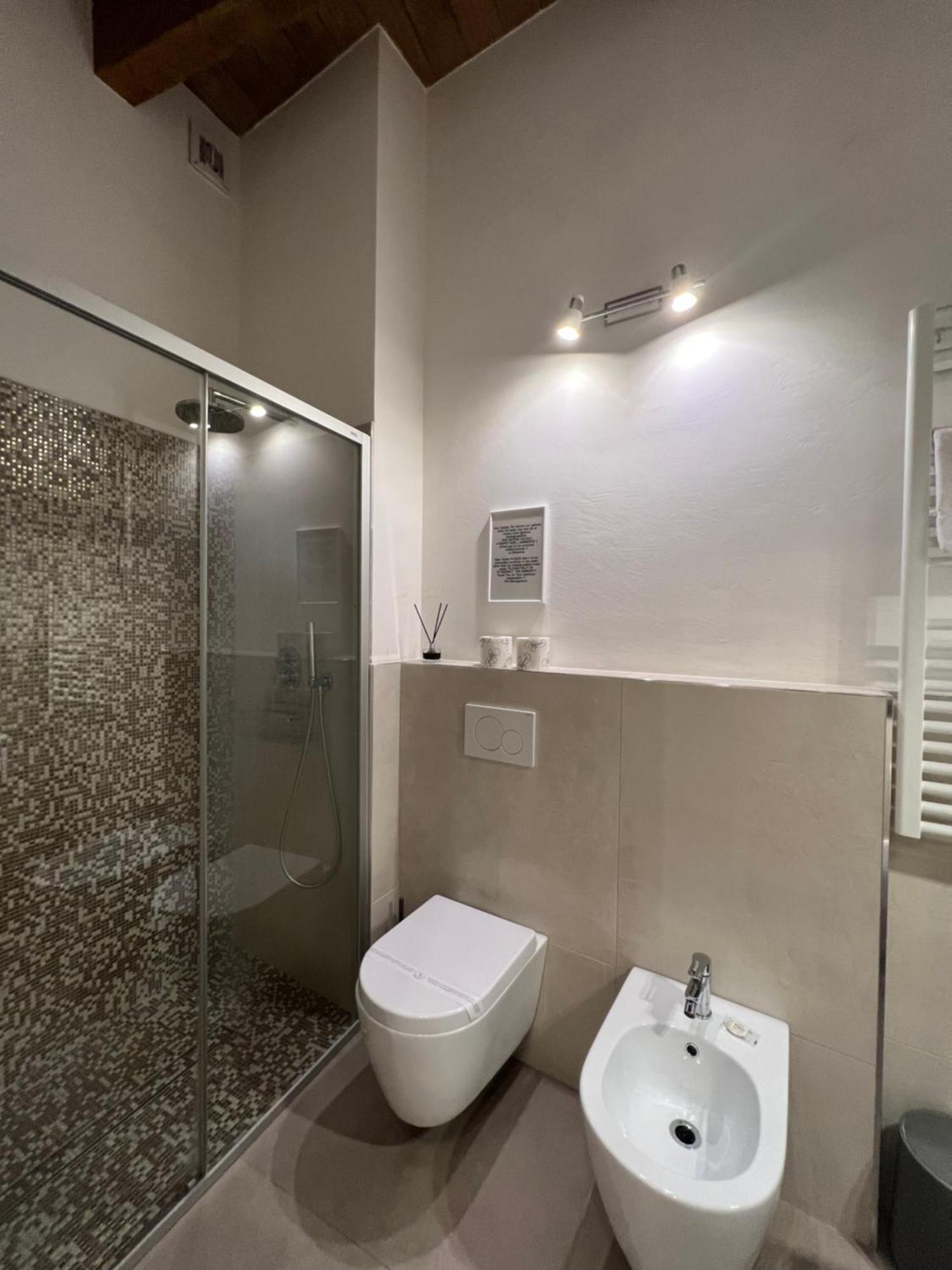 Cattedralflats With Self Check In Apartment Bari Bagian luar foto