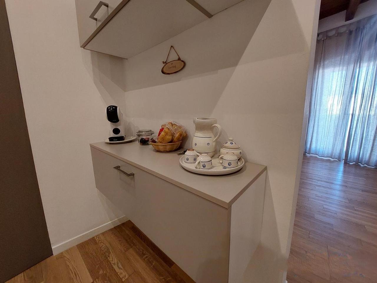 Cattedralflats With Self Check In Apartment Bari Bagian luar foto