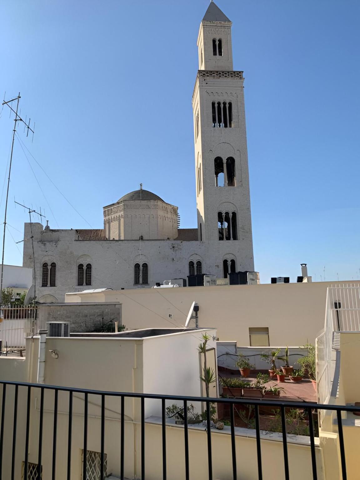 Cattedralflats -Comfort, Stile E Vista Sulla Cattedrale Bari Bagian luar foto